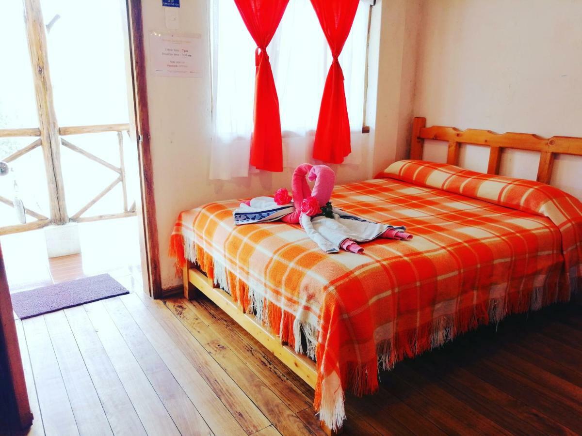 Hostal Taita Cristobal Isinlivi Eksteriør bilde